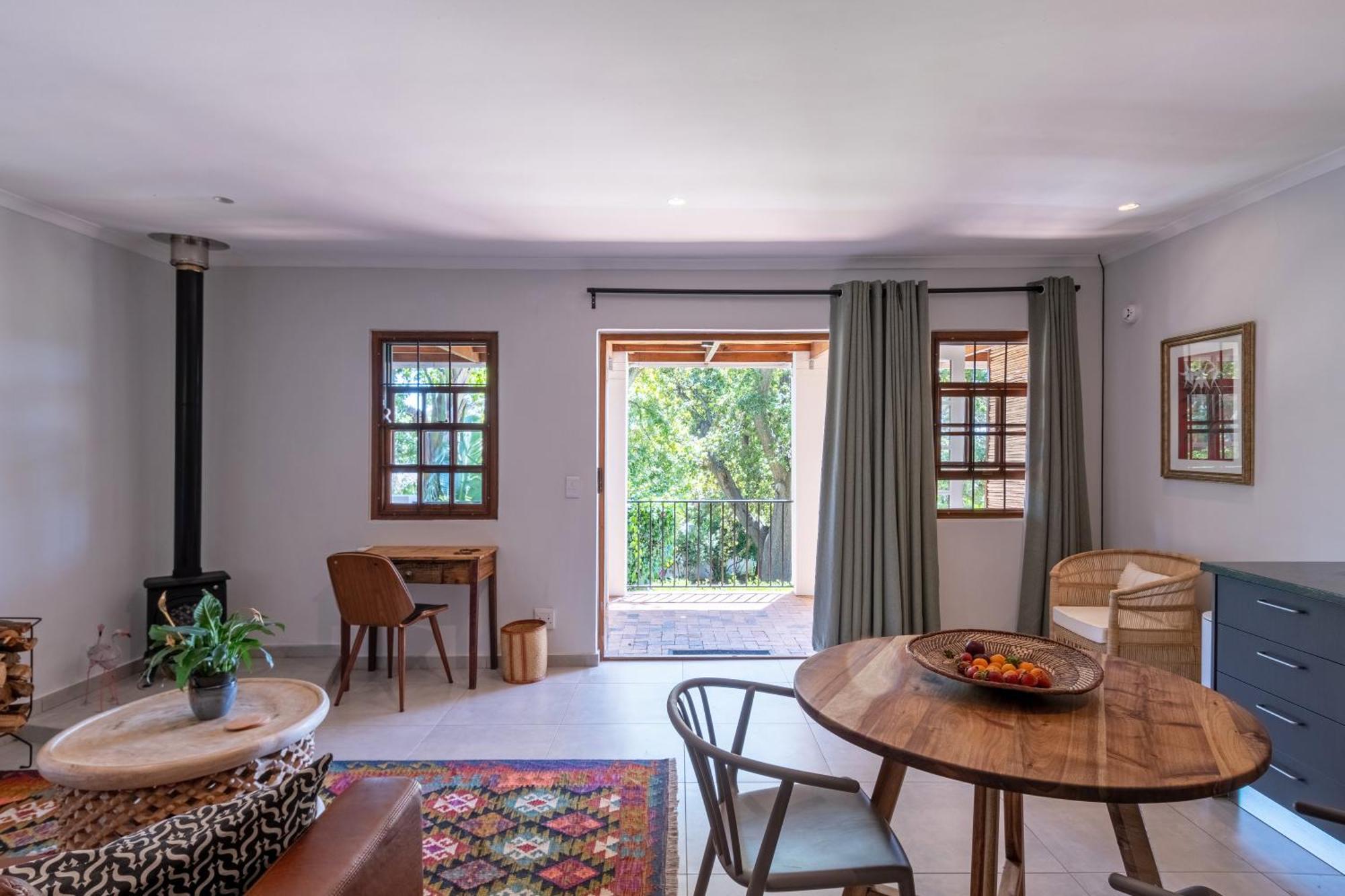 Mont Angelis Aparthotel Стеленбош Екстериор снимка